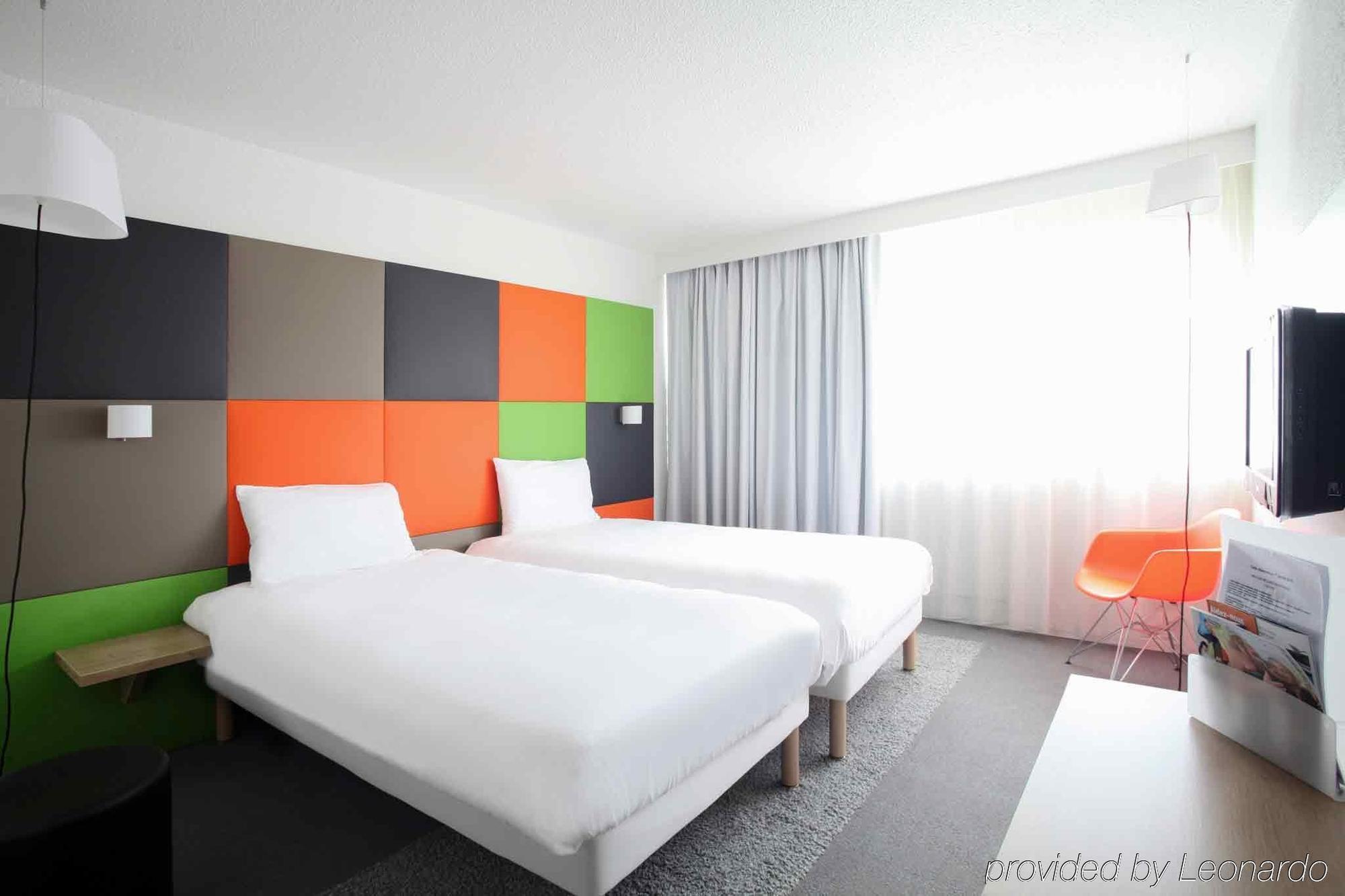 Hotel Ibis Styles Nancy Sud Houdemont Esterno foto